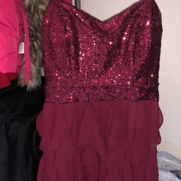 Homecoming/Formal Dress - Picture 1 of 4
